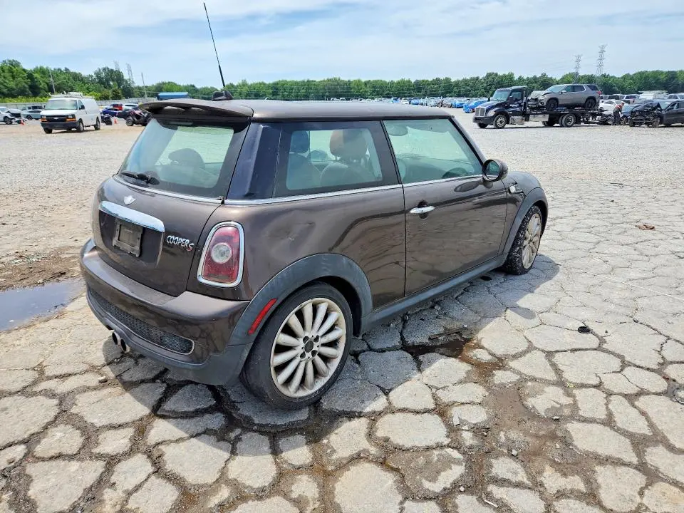 2010 MINI COOPER S  