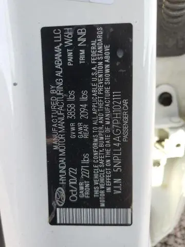 2023 HYUNDAI ELANTRA SE  