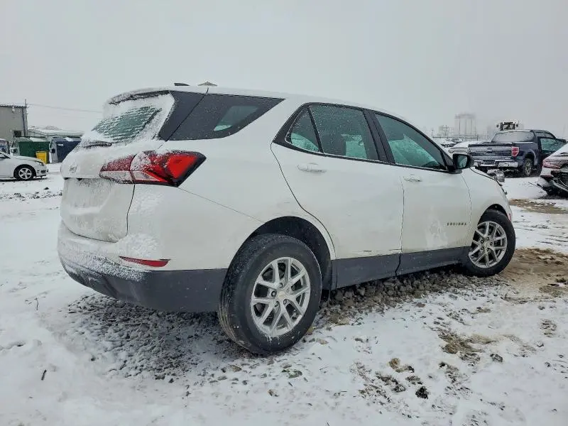 2022 CHEVROLET EQUINOX LS  