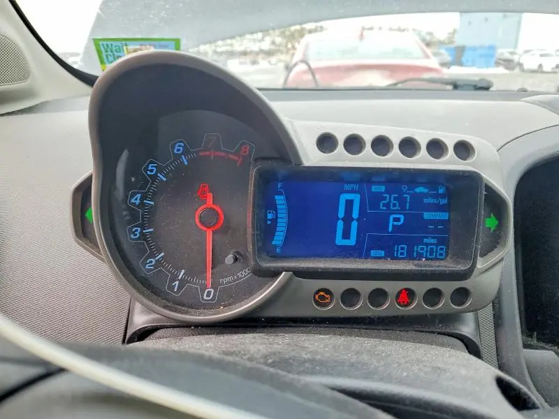 2013 CHEVROLET SONIC LS  