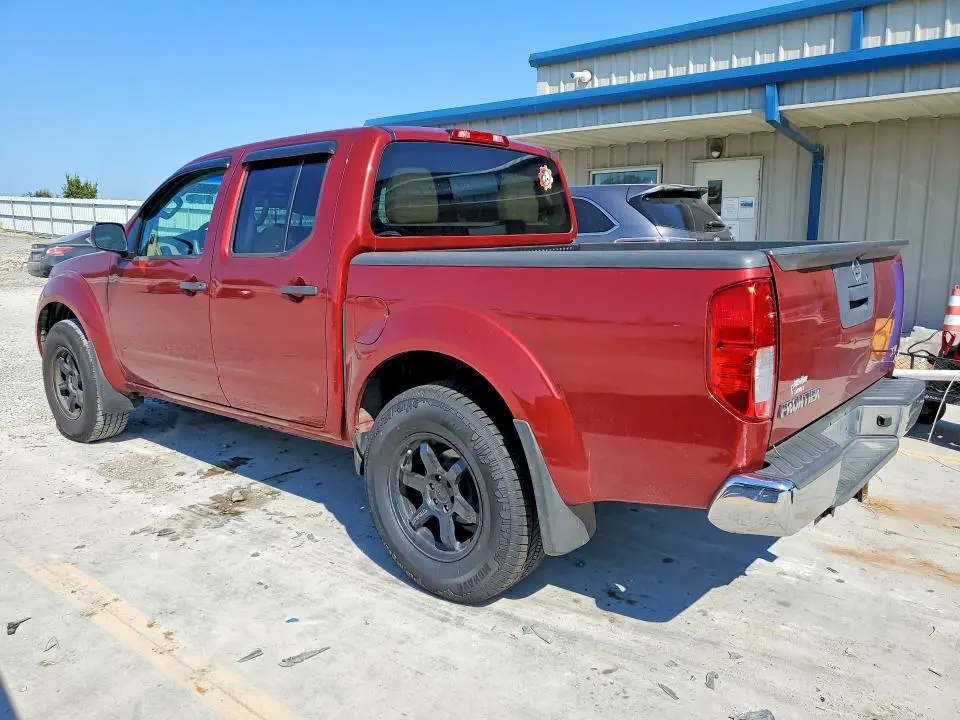 2013 NISSAN FRONTIER S  