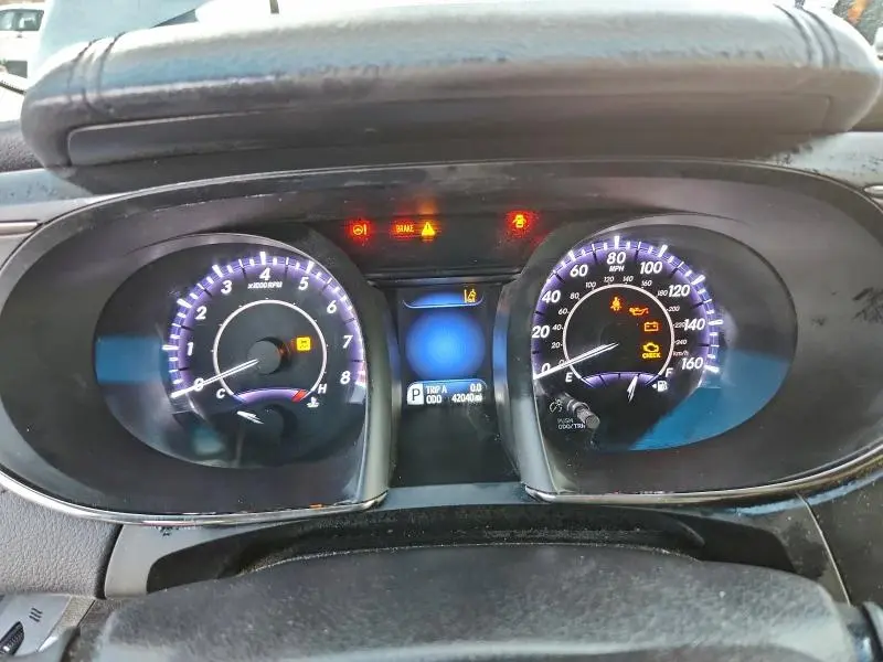 2016 TOYOTA AVALON XLE  