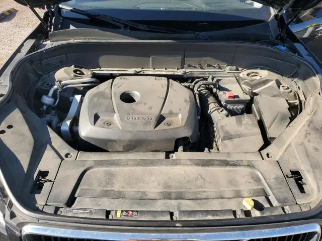 2018 VOLVO XC90 T6  