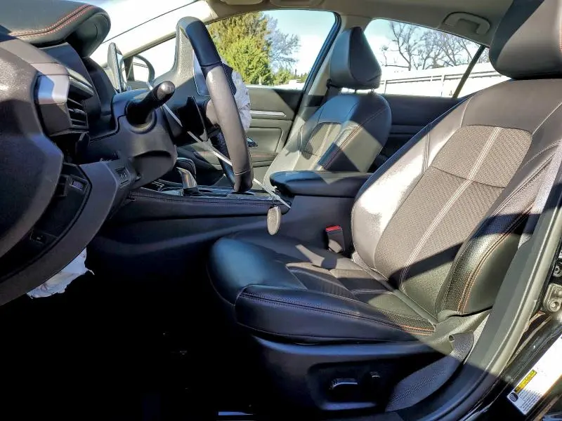 2024 NISSAN ALTIMA SR  