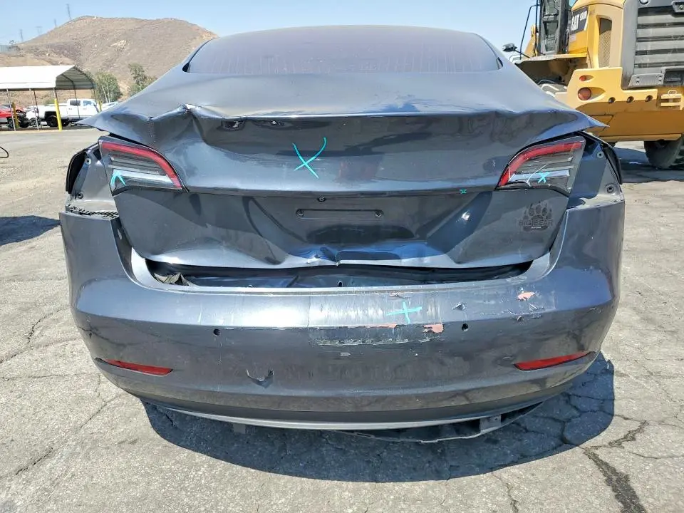 2018 TESLA MODEL 3   