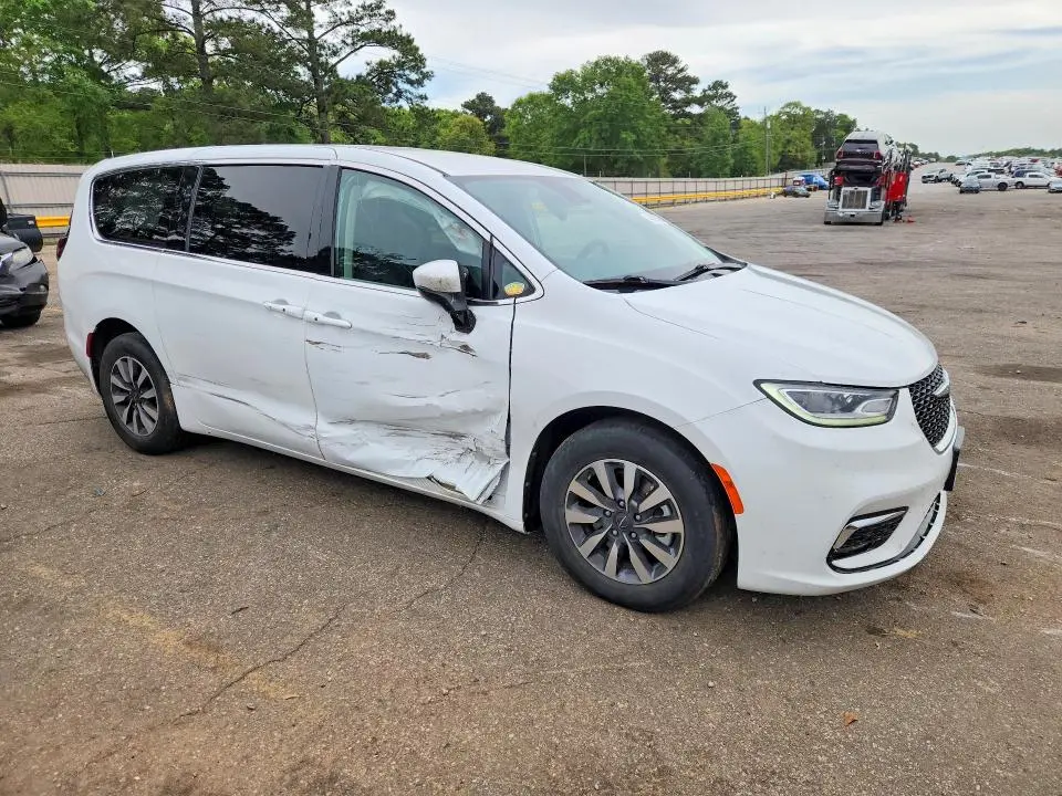 2023 CHRYSLER PACIFICA HYBRID TOURING L  