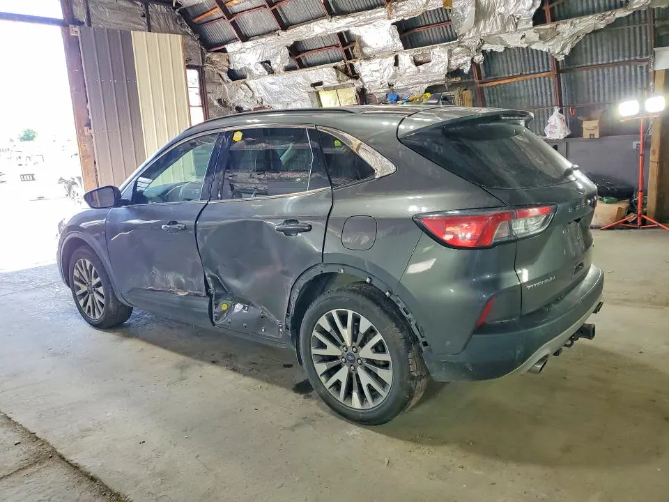 2020 FORD ESCAPE TITANIUM  