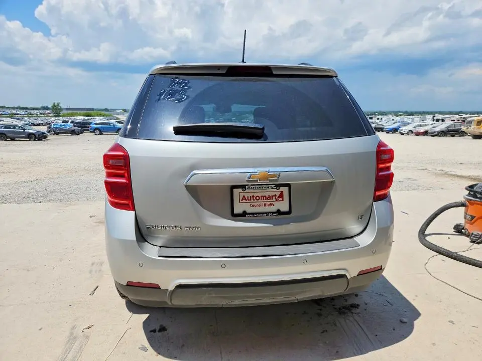 2017 CHEVROLET EQUINOX LT  