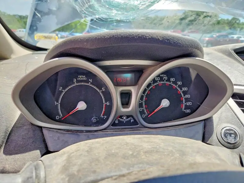2011 FORD FIESTA SEL  