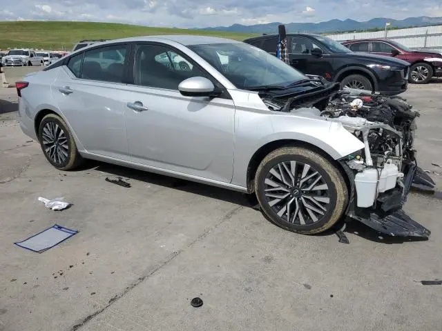 2023 NISSAN ALTIMA SV  