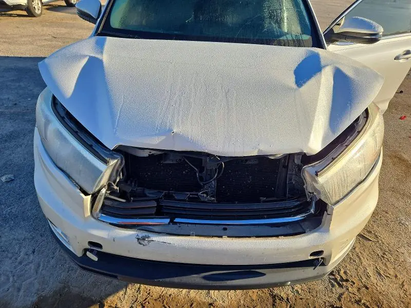 2015 TOYOTA HIGHLANDER LIMITED  