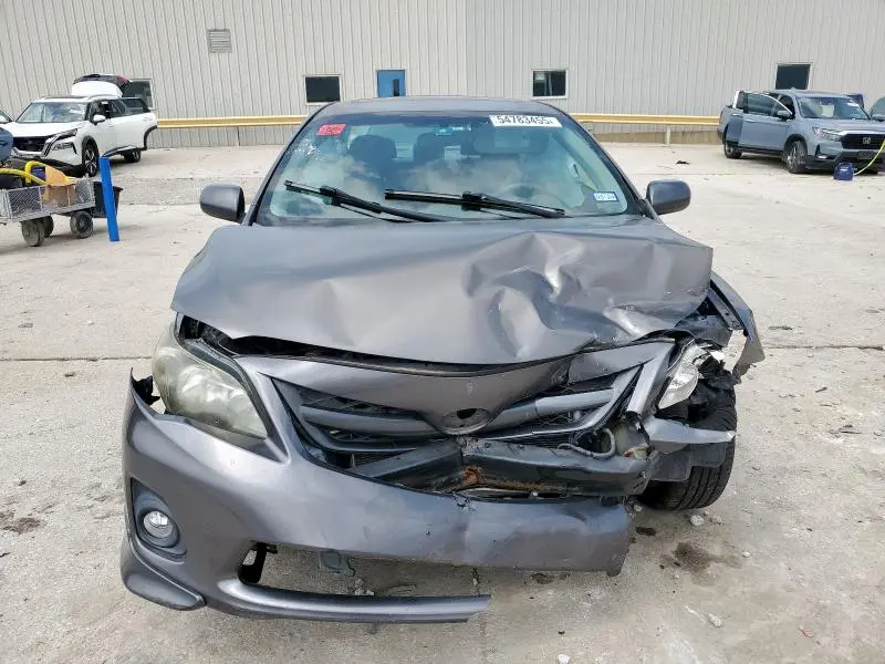 2013 TOYOTA COROLLA BASE  