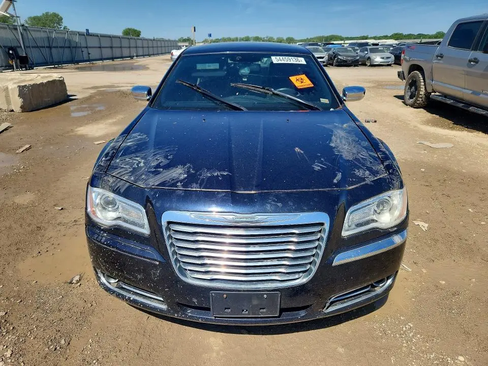 2012 CHRYSLER 300 LIMITED  