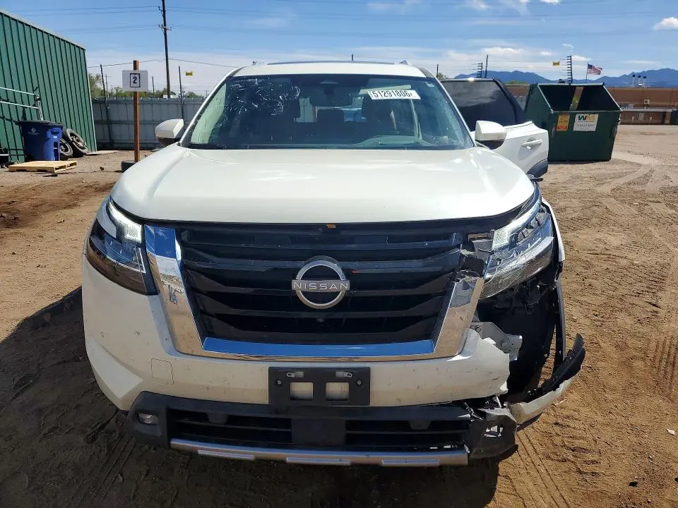 2022 NISSAN PATHFINDER PLATINUM  