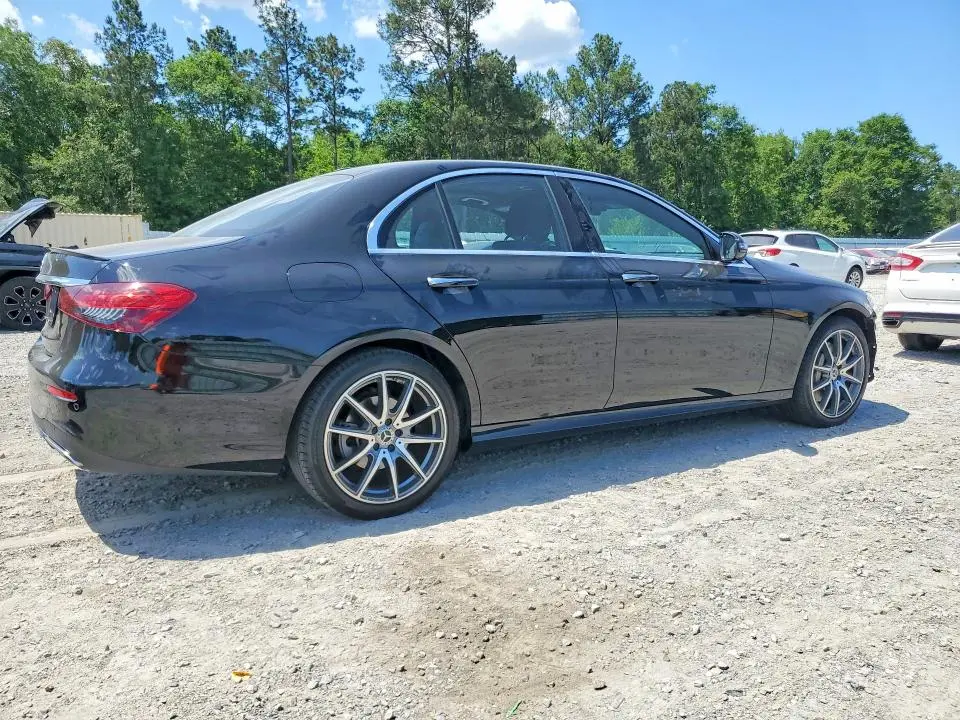 2022 MERCEDES-BENZ E 350  