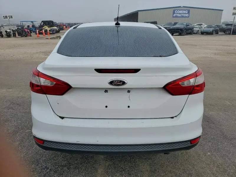 2014 FORD FOCUS SE  