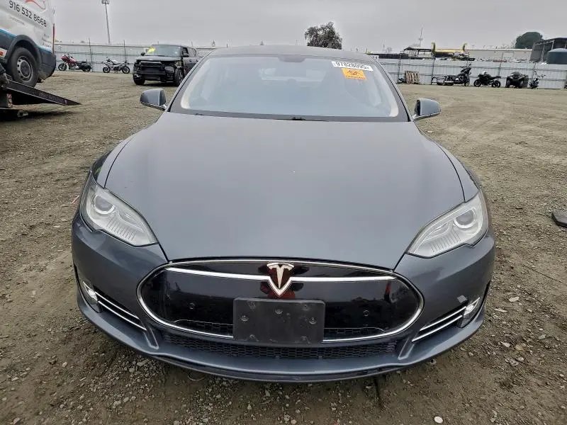 2013 TESLA MODEL S   
