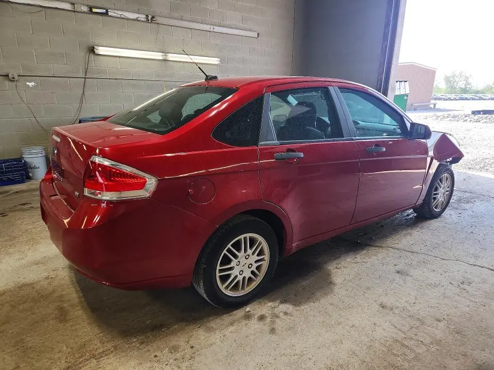 2010 FORD FOCUS SE  