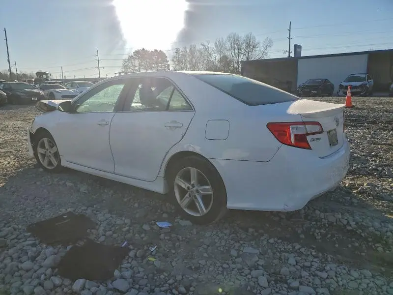 2014 TOYOTA CAMRY L  