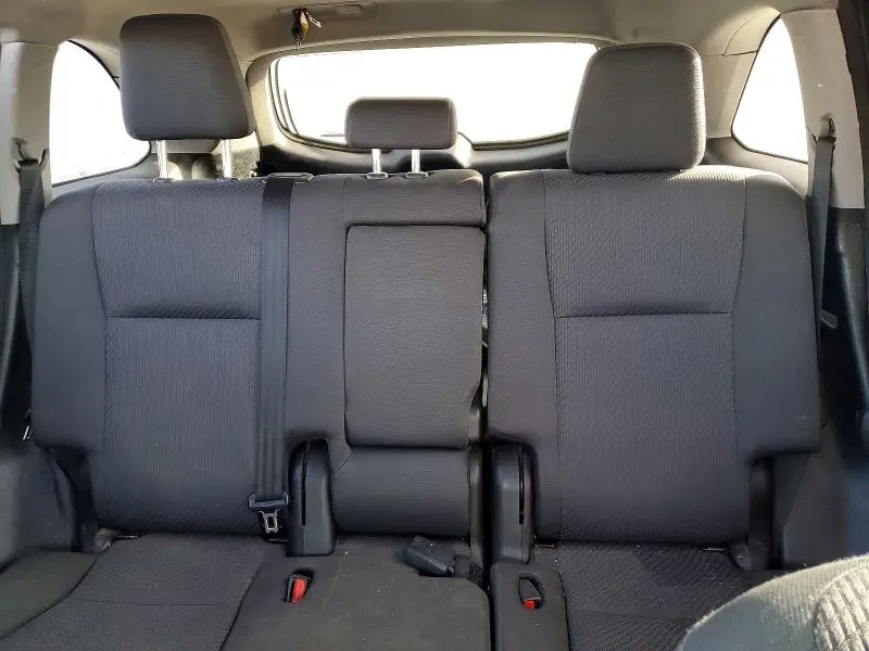 2018 TOYOTA HIGHLANDER LE  