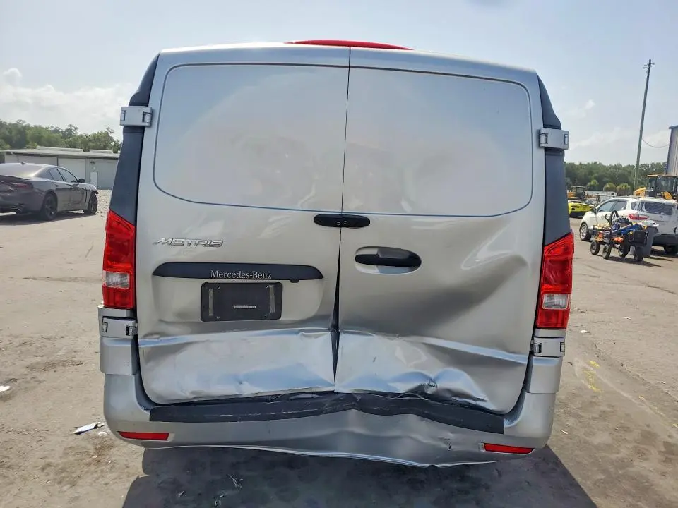 2018 MERCEDES-BENZ METRIS   