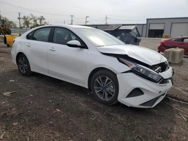 2024 KIA FORTE LX  