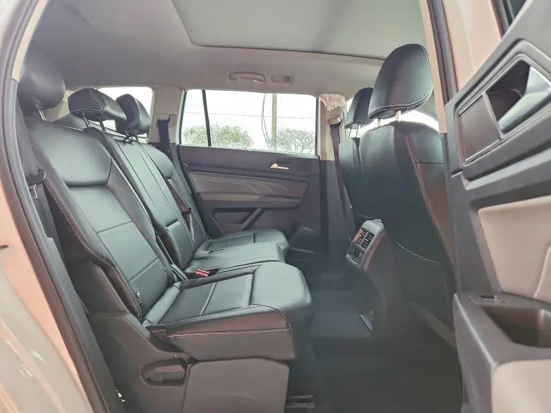 2023 VOLKSWAGEN ATLAS SE  