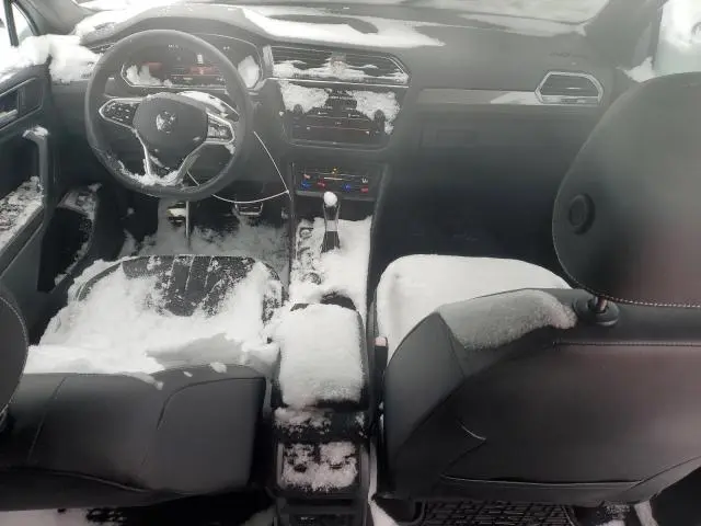 2022 VOLKSWAGEN TIGUAN SE R-LINE BLACK  