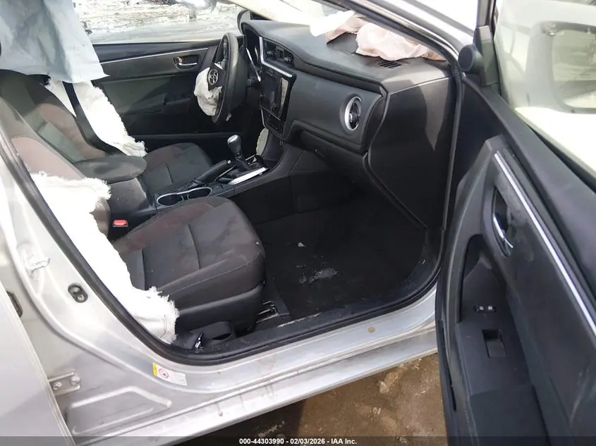 2017 TOYOTA COROLLA LE