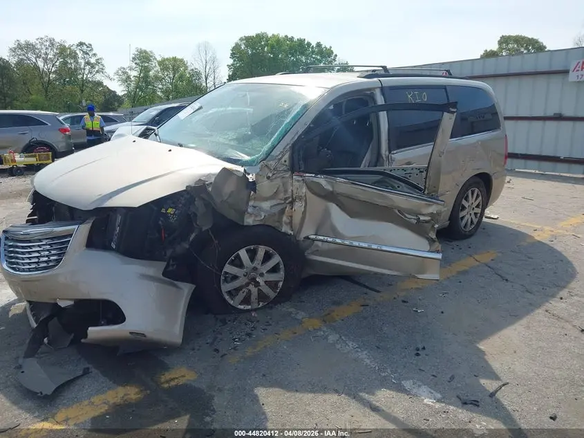 2015 CHRYSLER TOWN & COUNTRY TOURING