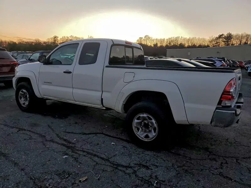 2013 TOYOTA TACOMA   