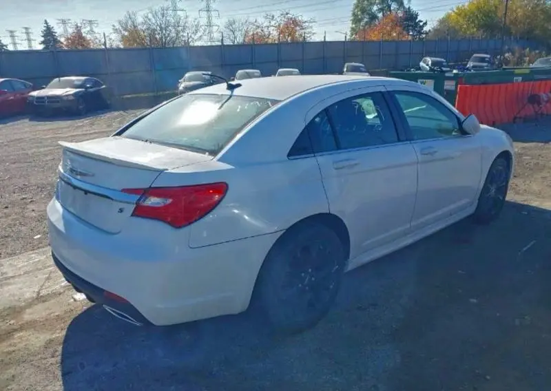 2014 CHRYSLER 200 LIMITED  