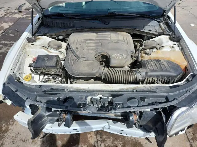 2016 CHRYSLER 300 LIMITED  