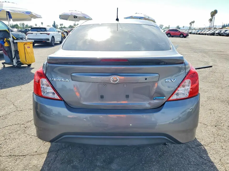 2016 NISSAN VERSA 1.6 SV  