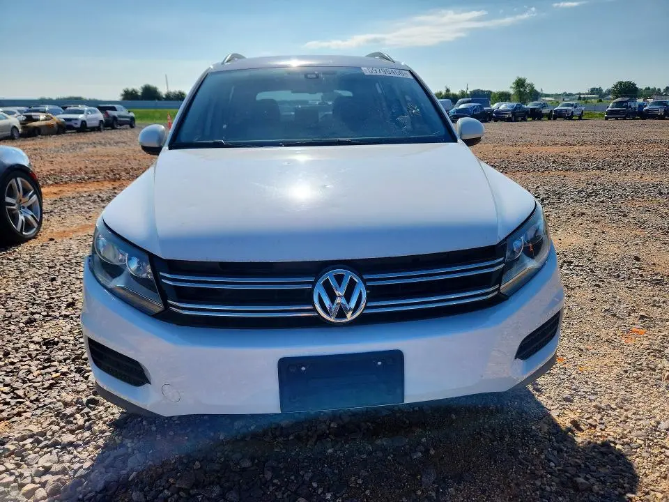 2017 VOLKSWAGEN TIGUAN S  