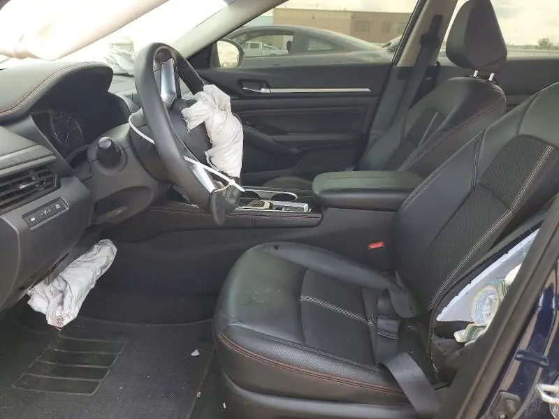 2023 NISSAN ALTIMA SR  