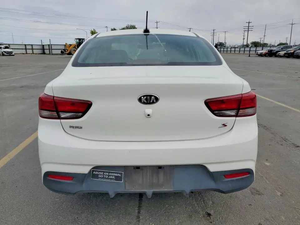 2020 KIA RIO S  