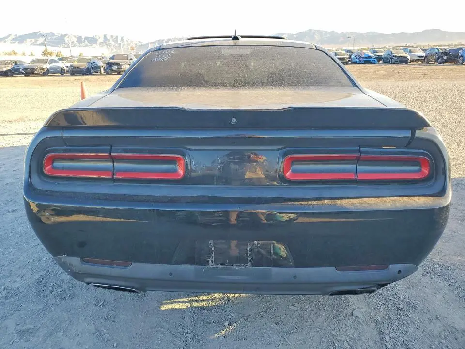 2016 DODGE CHALLENGER SRT 392  