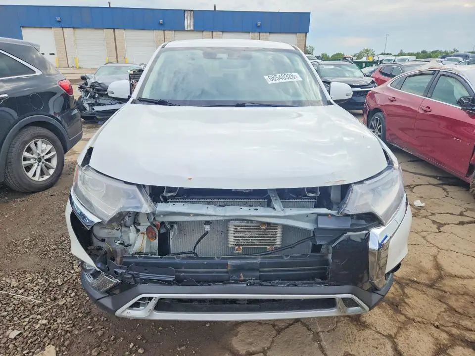 2020 MITSUBISHI OUTLANDER SE  