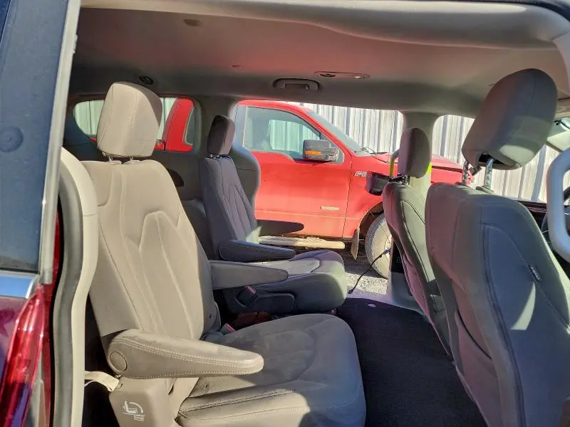 2017 CHRYSLER PACIFICA   