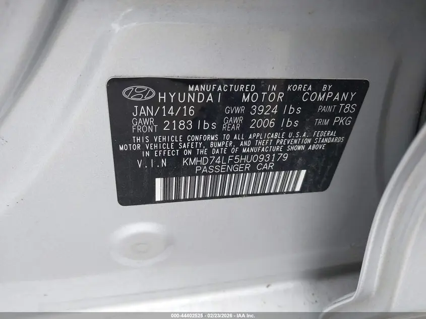 2017 HYUNDAI ELANTRA SE