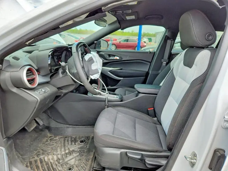 2025 CHEVROLET TRAX 1RS  
