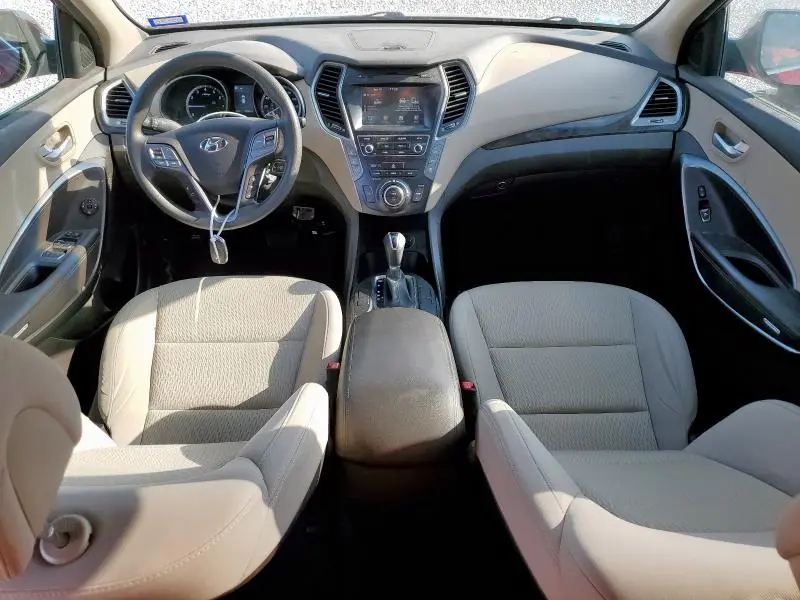 2018 HYUNDAI SANTA FE SE