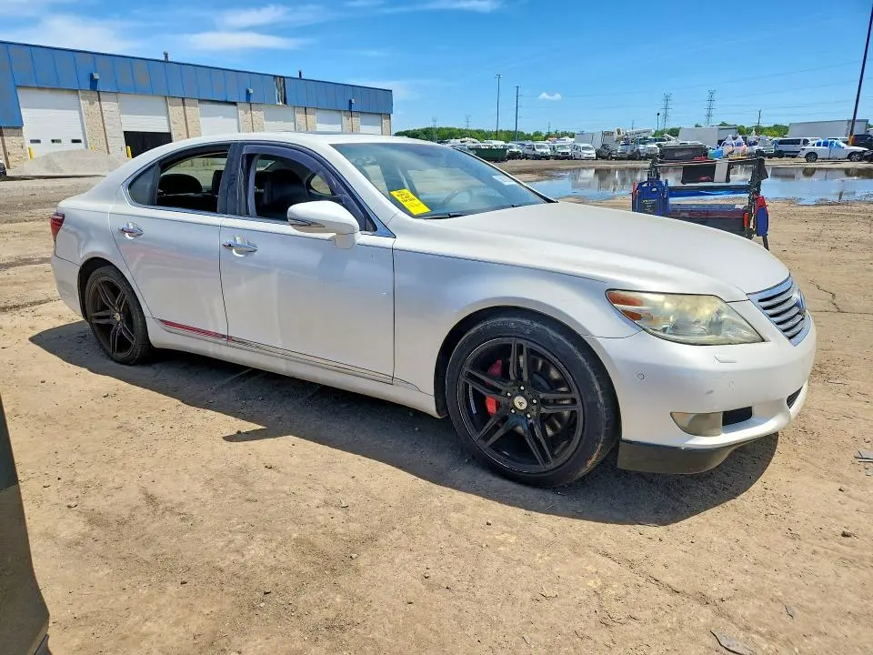 2010 LEXUS LS 460  