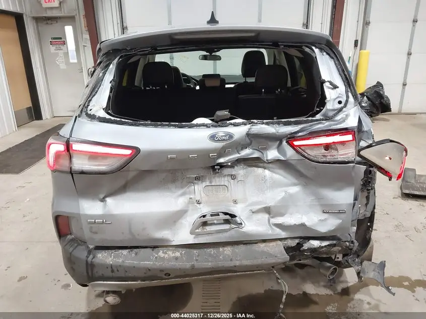 2022 FORD ESCAPE SEL HYBRID