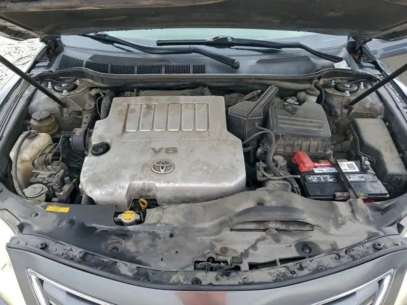 2010 TOYOTA CAMRY SE  