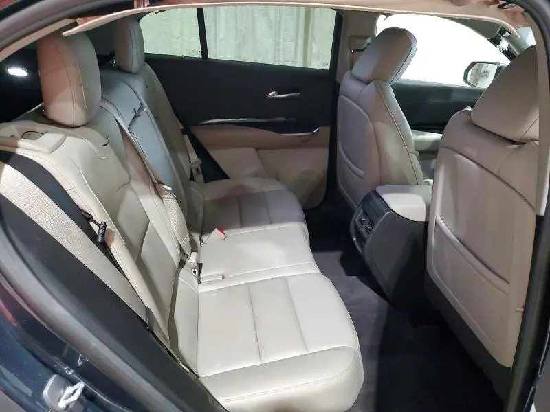 2021 CADILLAC XT4 PREMIUM LUXURY  