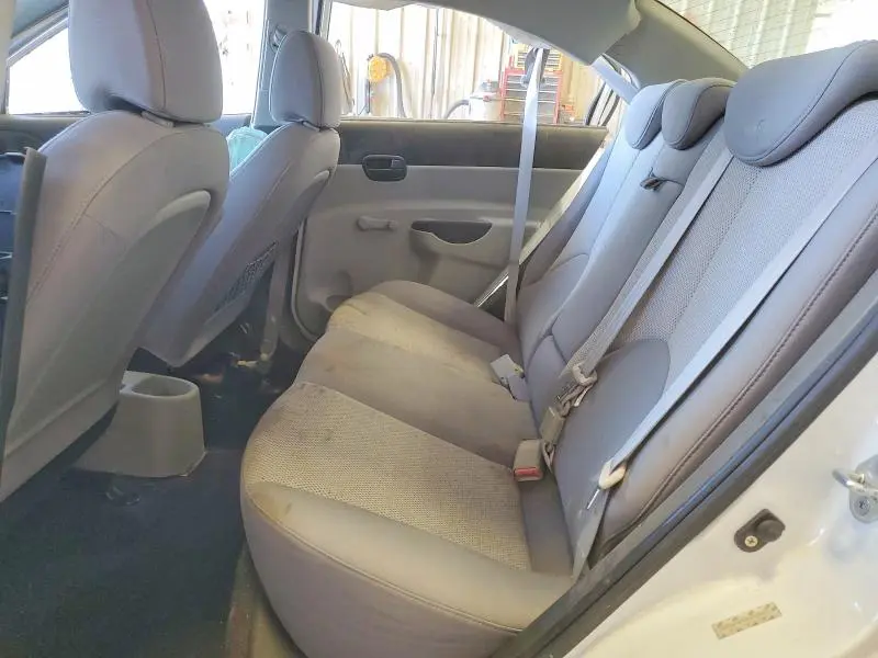 2010 HYUNDAI ACCENT GLS  