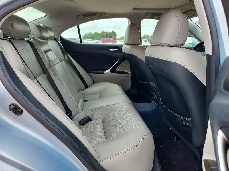 2012 LEXUS IS 250  
