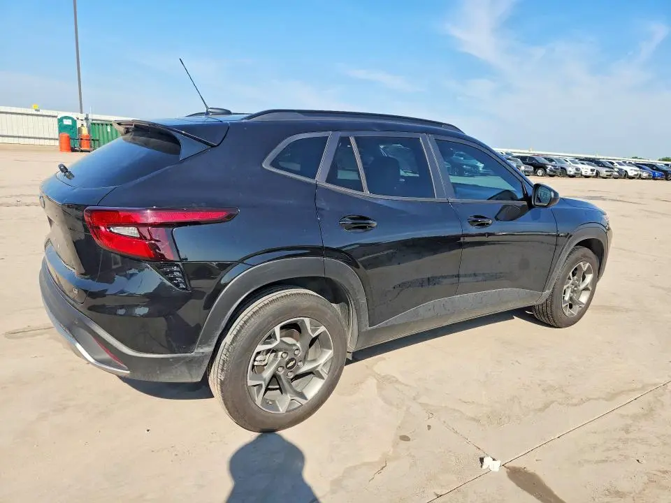 2025 CHEVROLET TRAX 1LT  